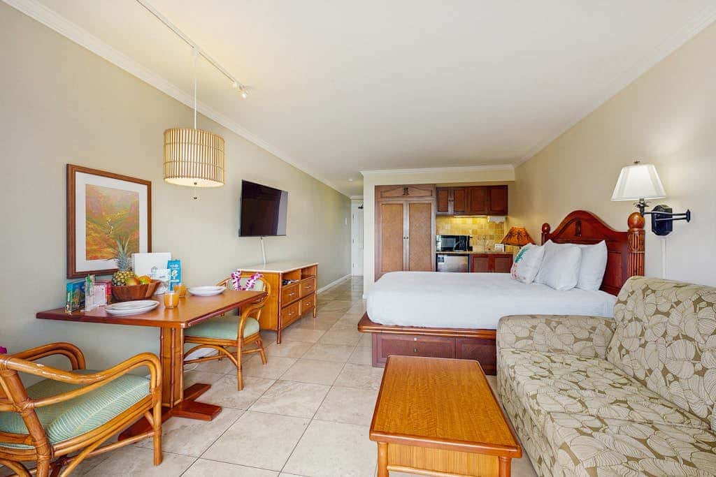 Islander on the Beach 204