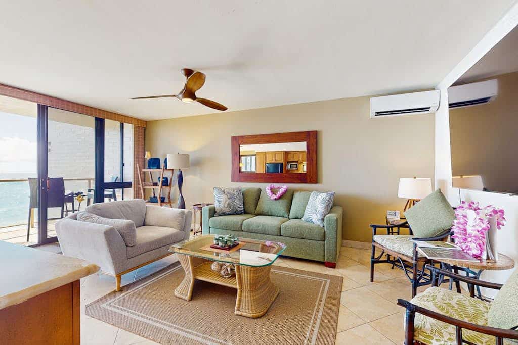Second floor condo with amazing oceanfront view - close to beaches