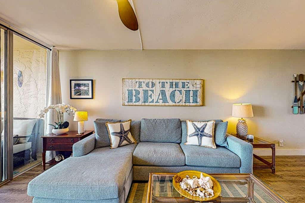 Sixth floor, oceanfront condo w/assigned parking & incredible beach views