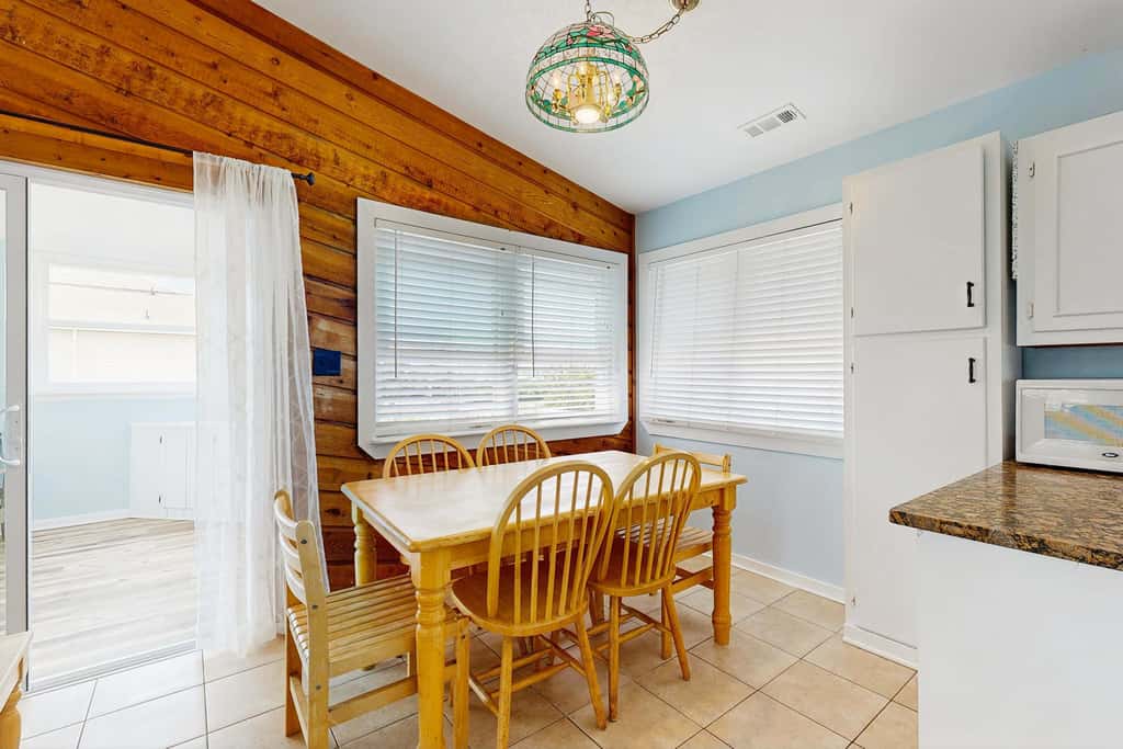 Sandbridge Gem with Sunroom, Private Pool & Yard