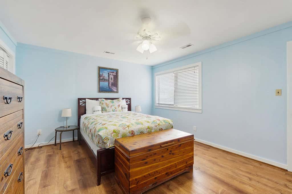 Sandbridge Gem with Sunroom, Private Pool & Yard