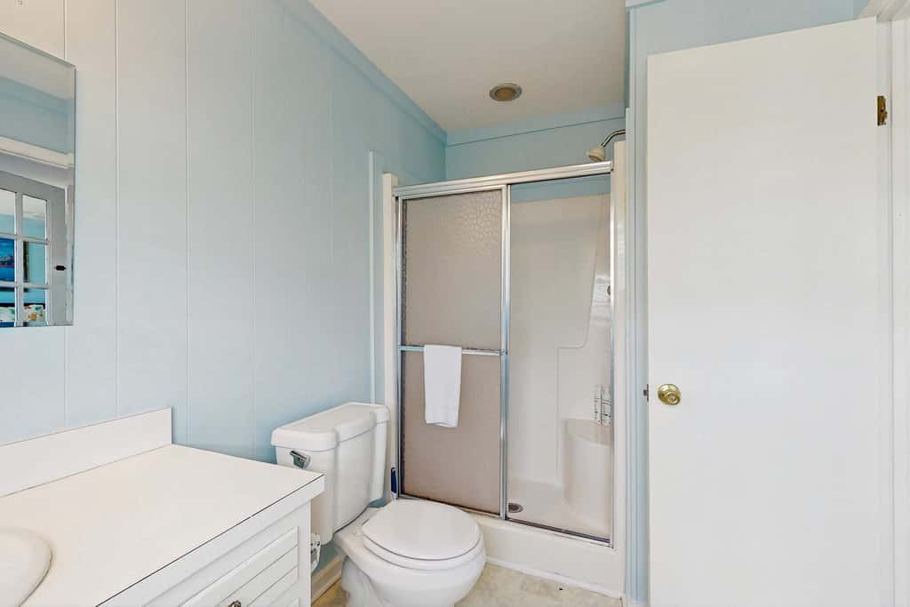 Sandbridge Gem with Sunroom, Private Pool & Yard
