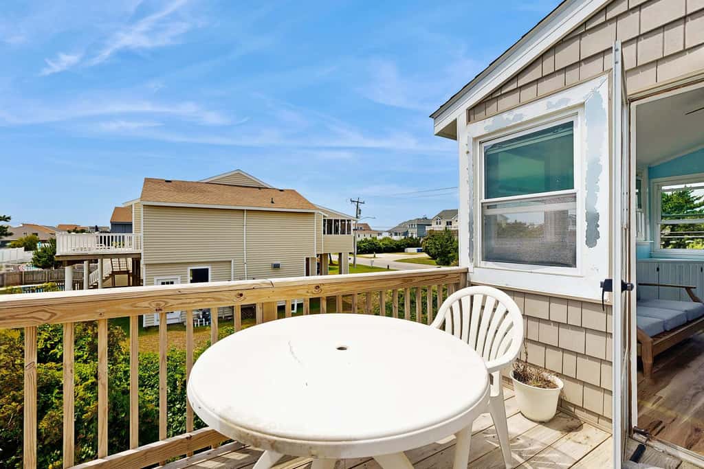 Sandbridge Gem with Sunroom, Private Pool & Yard