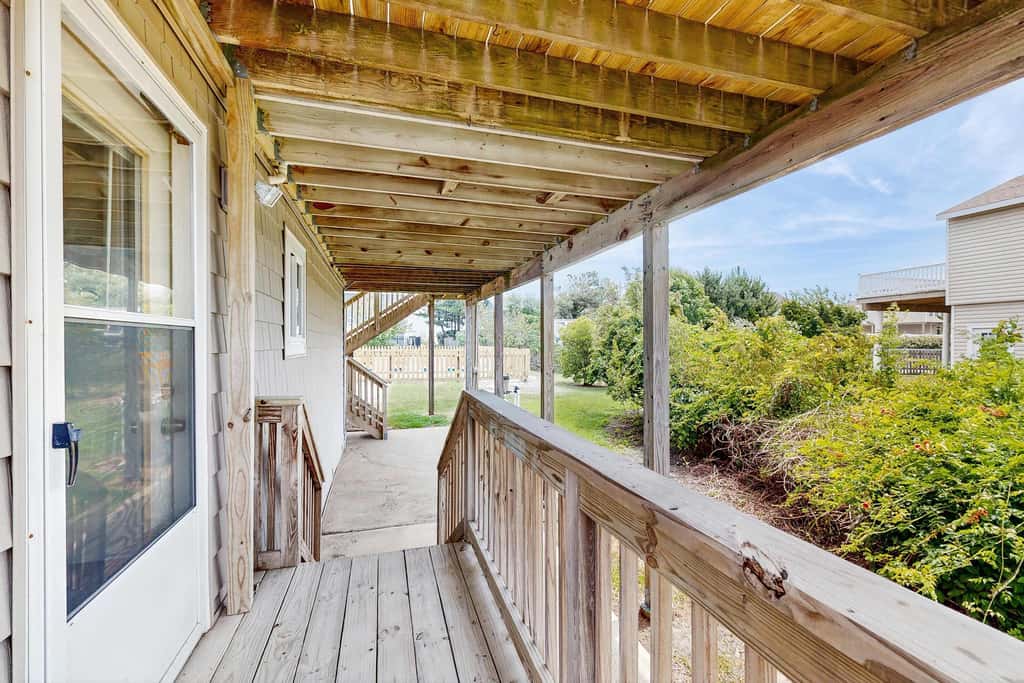 Sandbridge Gem with Sunroom, Private Pool & Yard