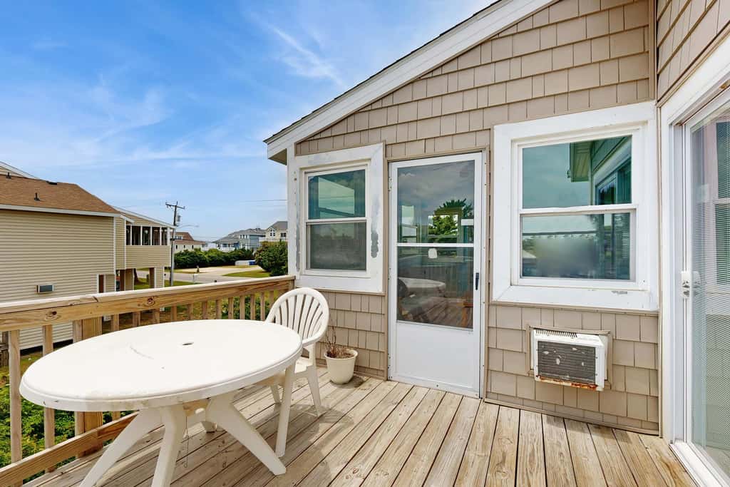 Sandbridge Gem with Sunroom, Private Pool & Yard