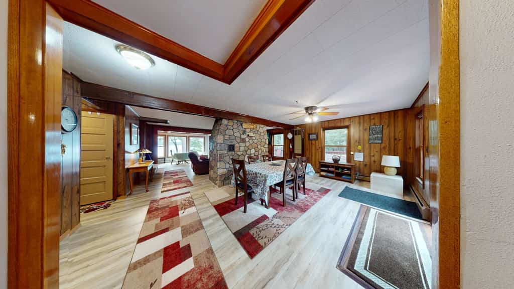 Lakefront home with, dock, kayaks, paddle boards, fire pit & more