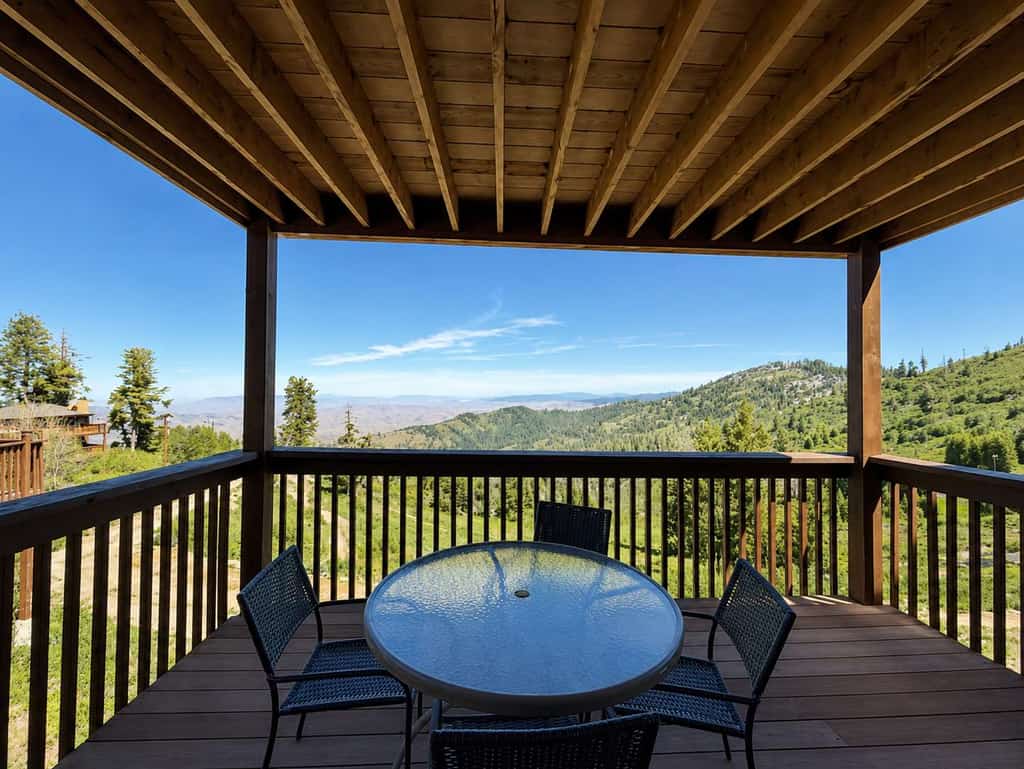 Stay slopeside at this ski-in/ski-out condo in the heart of Bogus Basin. Perfect for families, couples, or small groups, this first-floor condo offers direct access to the mountain, a fully stocked kitchen, private deck with sweeping Horseshoe Bend Valley views, and flexible sleeping arrangements. Spend the day skiing, hiking, or mountain biking, then relax in the comfort of your mountain retreat just 20 miles from downtown Boise.