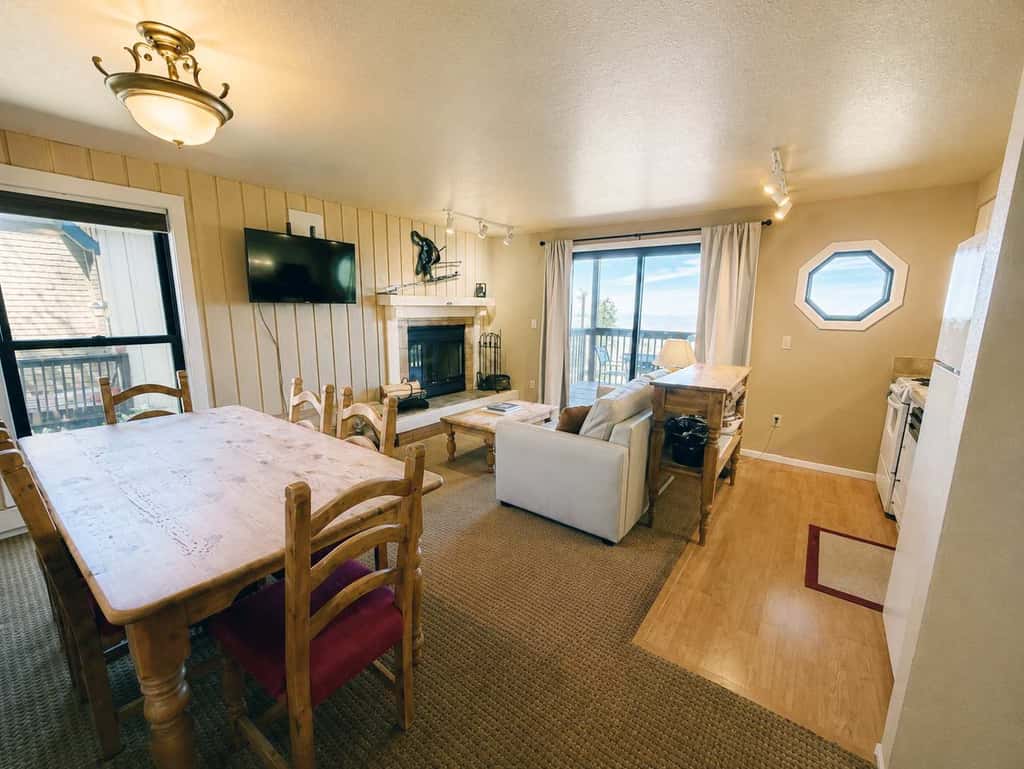 Ski-In Ski-Out Bogus Basin Condo, Mountain Views
