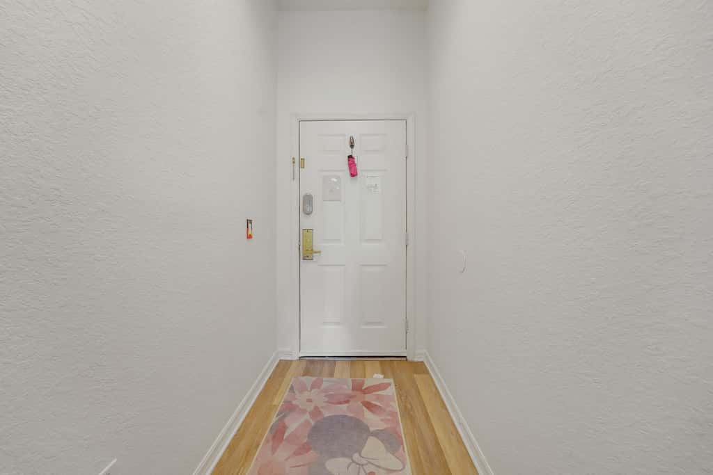 Resort Condo with Balcony Near Disney