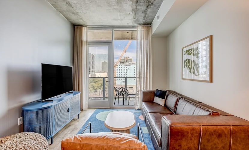 Luxe condo with rooftop pool, WiFi, and central AC