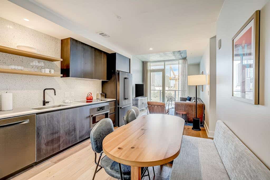 Luxe condo with rooftop pool, WiFi, and central AC