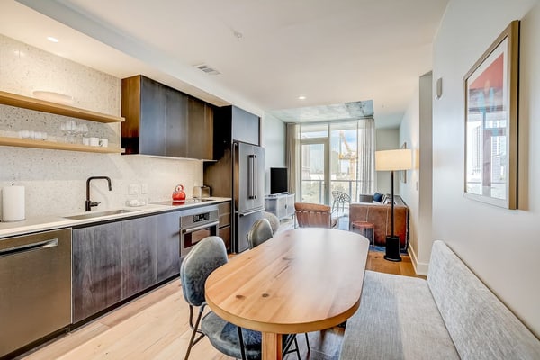 Luxe condo with rooftop pool, WiFi, and central AC
