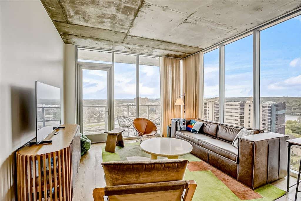 Natiivo Austin Corner Condo