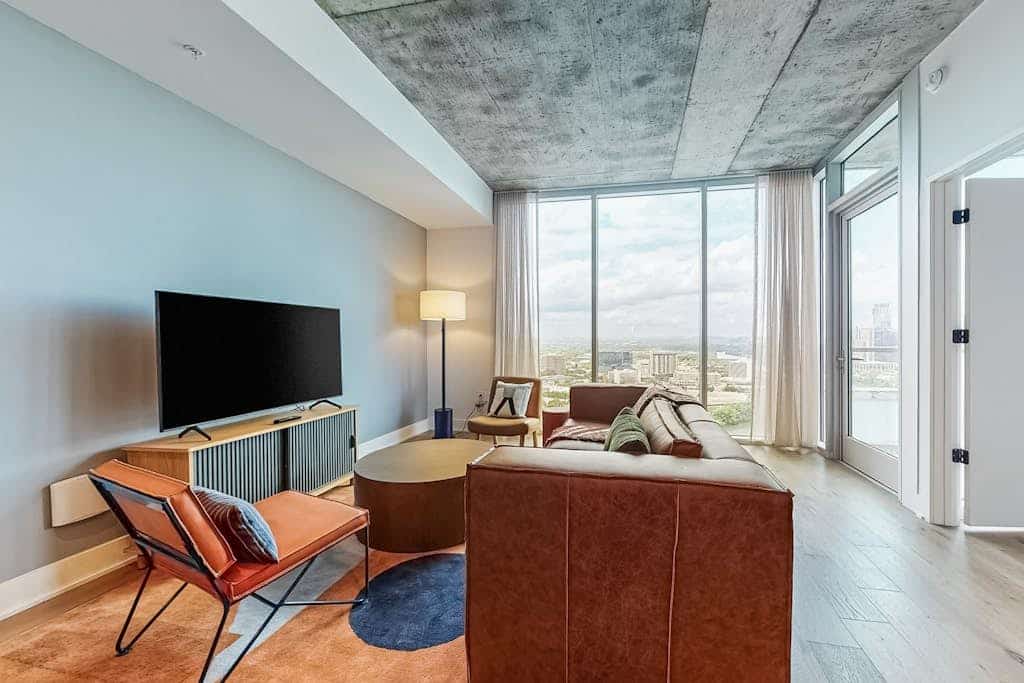 Riverside 30th floor penthouse Rainey St condo with the best view in Austin