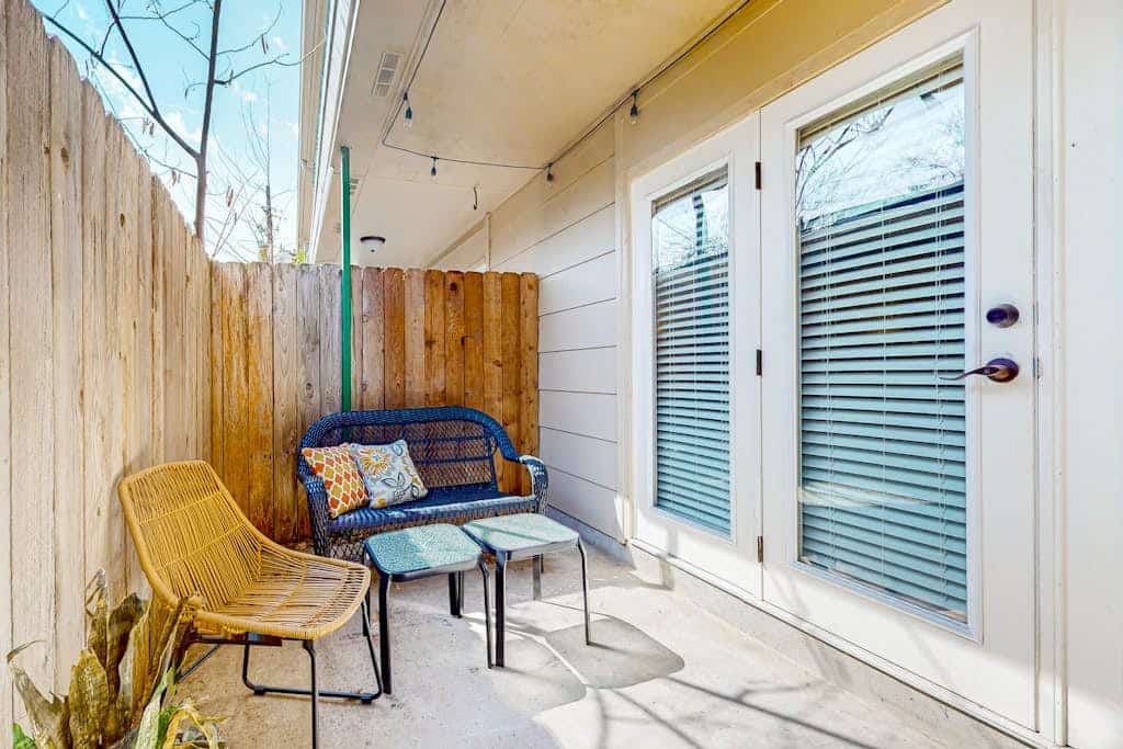 One-bedroom condo with enclosed yard, patio, and close to parks