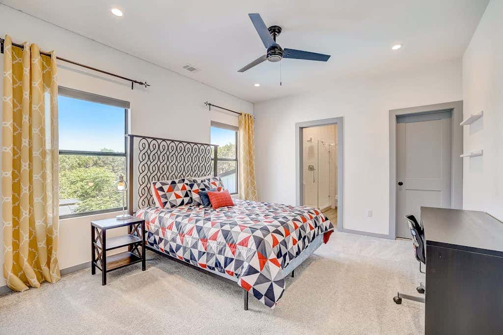 Serene Austin Stunner
