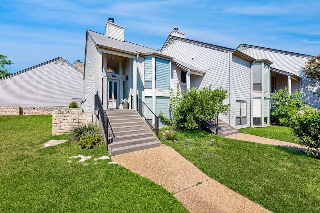 Stylish Hideaway w/ Chic Kitchen & Private Patio - Located at World of Tennis