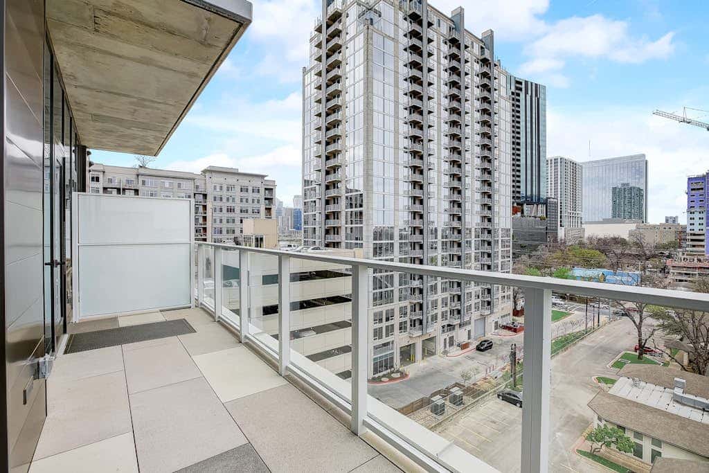 Natiivo Austin Skyline Vistas