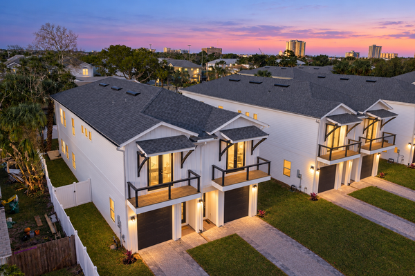 4BR Pet-Friendly Beach Home | Walk to Beach & Jacksonville Beach Pier | Fenced Yard