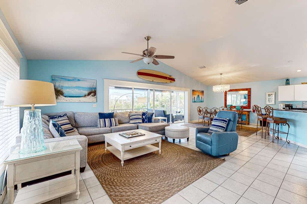 Canalfront home w/ WiFi, heated pool, dock & lanai - 2 blocks to the beach