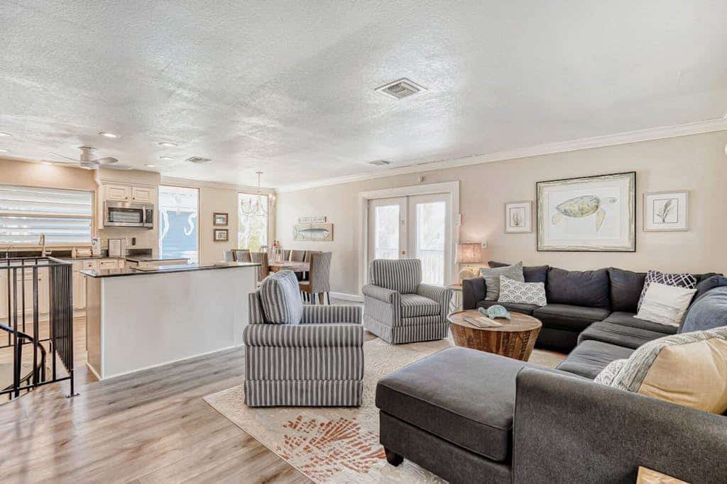 Relaxing Home with Private Pool, High-Speed WiFi, Central AC, & Washer/Dryer
