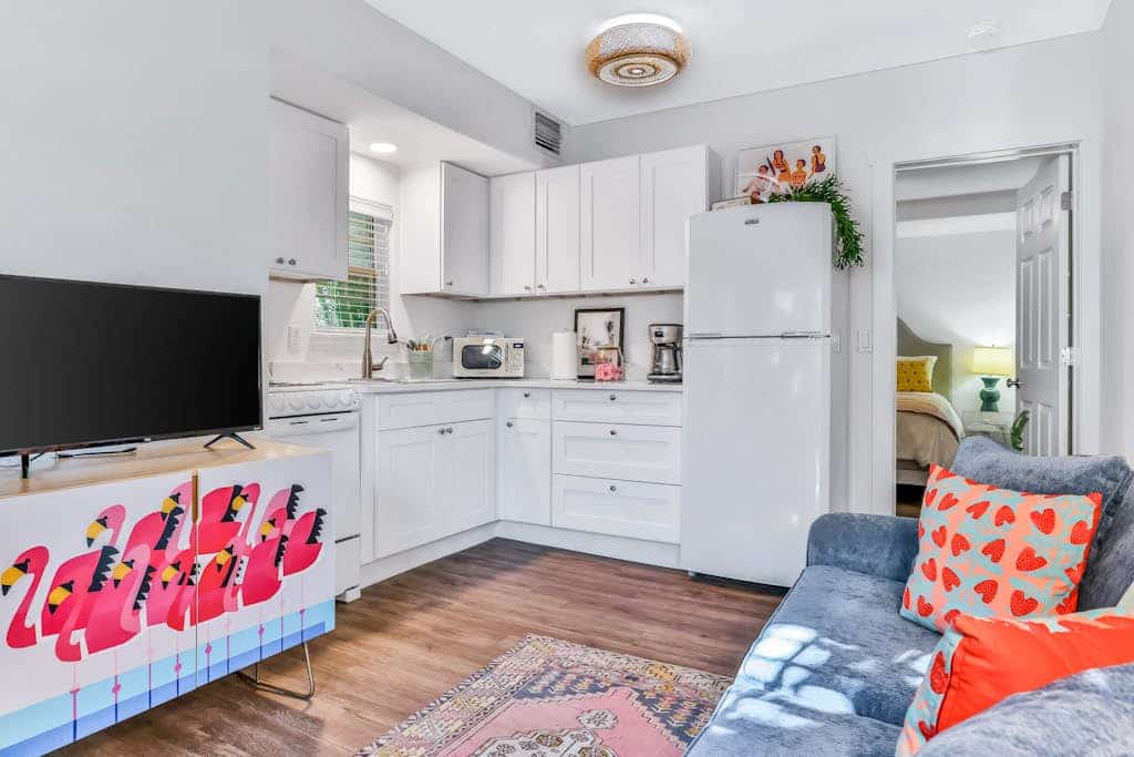 Freshly Remodeled Island Suite w/ Pool & Pet Friendly