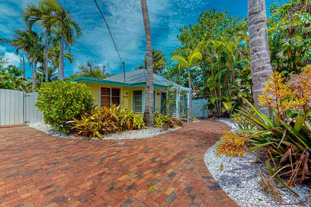 The Wee Cottage | House in Anna Maria