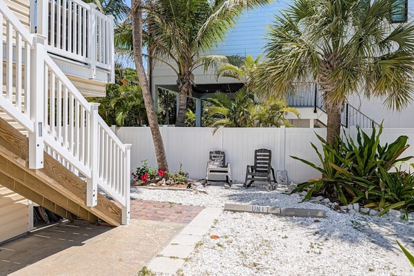 Beachfront Escape on Gulf Drive – Steps to the Sand & Bridge Street