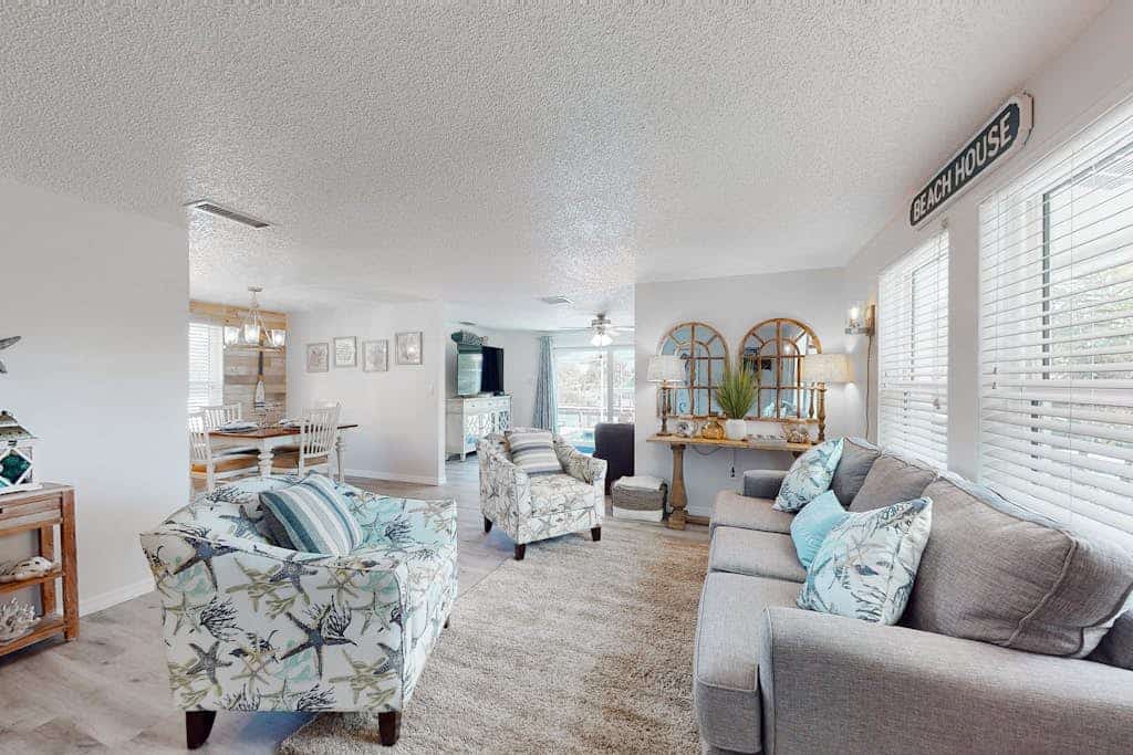 Sunny canal front home with a pool & dock - central location and dogs ok