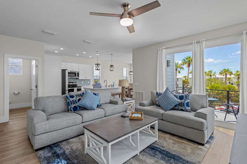 Brand new duplex w/ shared pool & private rooftop deck, w/d, & steps to the gulf