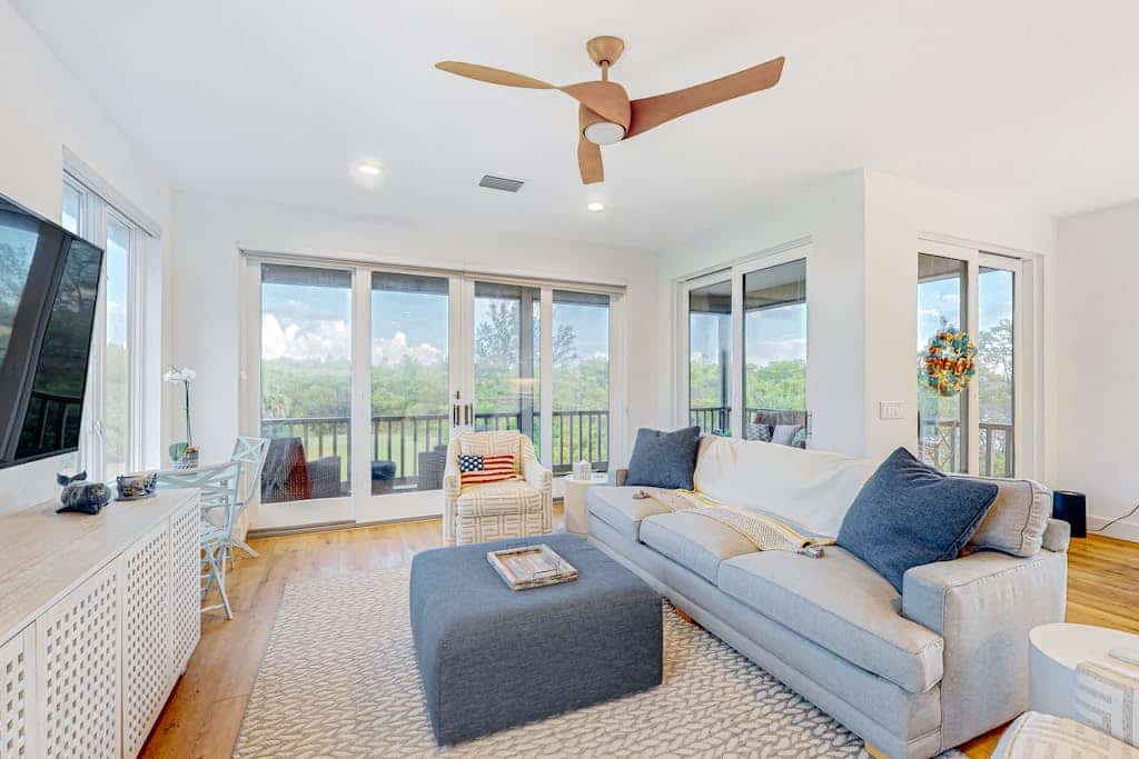 Bayfront home with dock, amazing views, outdoor areas, & kayak