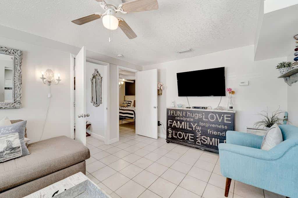 Serene oceanfront suite with Gulf view, grill, patio, central AC, & W/D