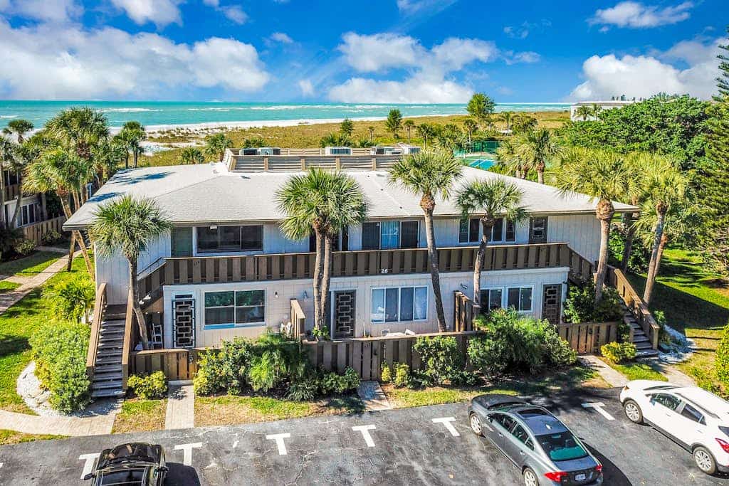 Beachfront Condo with a Beautiful, Renovated Kitchen, Shared Pool, & Tennis