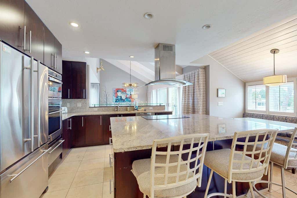 8 Pines - Sarasota Bay
