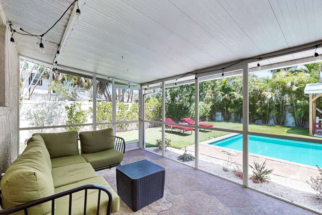 Dog-friendly home with amazing backyard, pool, spa, putting green & game room