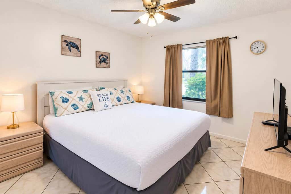 Shorewalk Villa