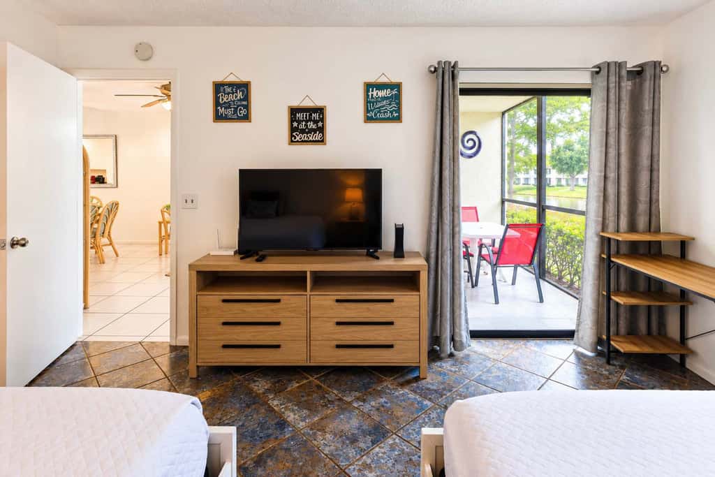 Shorewalk Villa