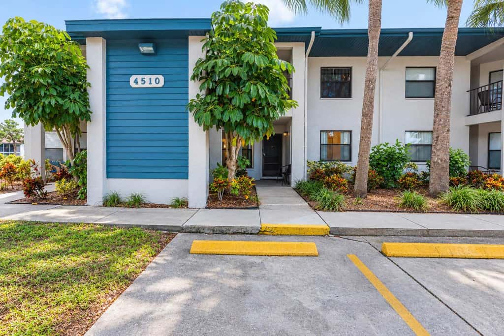 Shorewalk Villa
