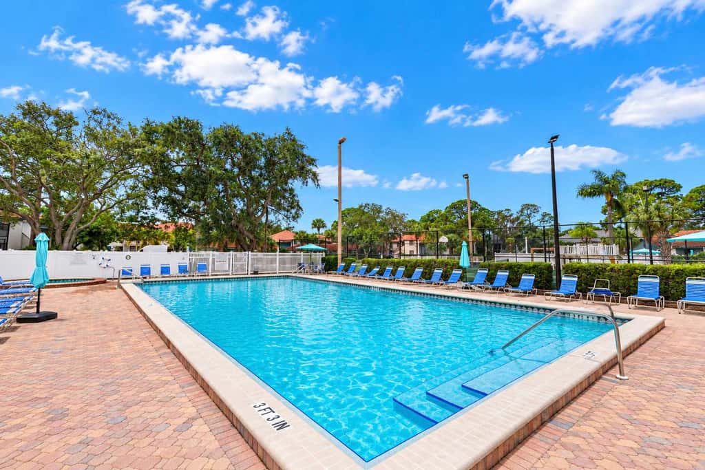 Shorewalk Villa