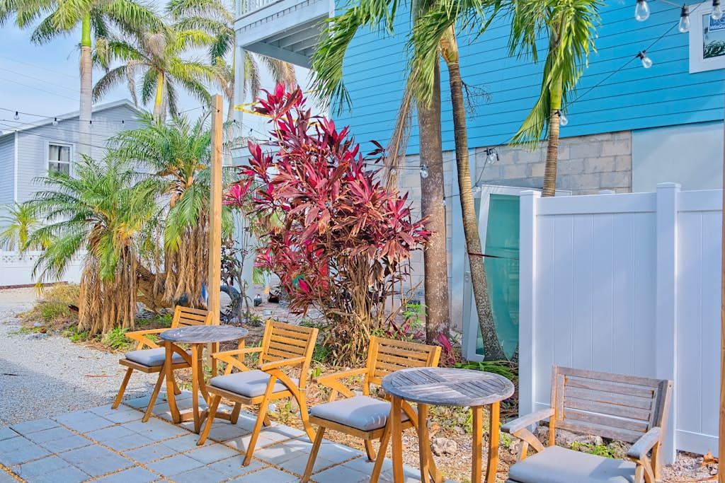 Beach Bungalow W