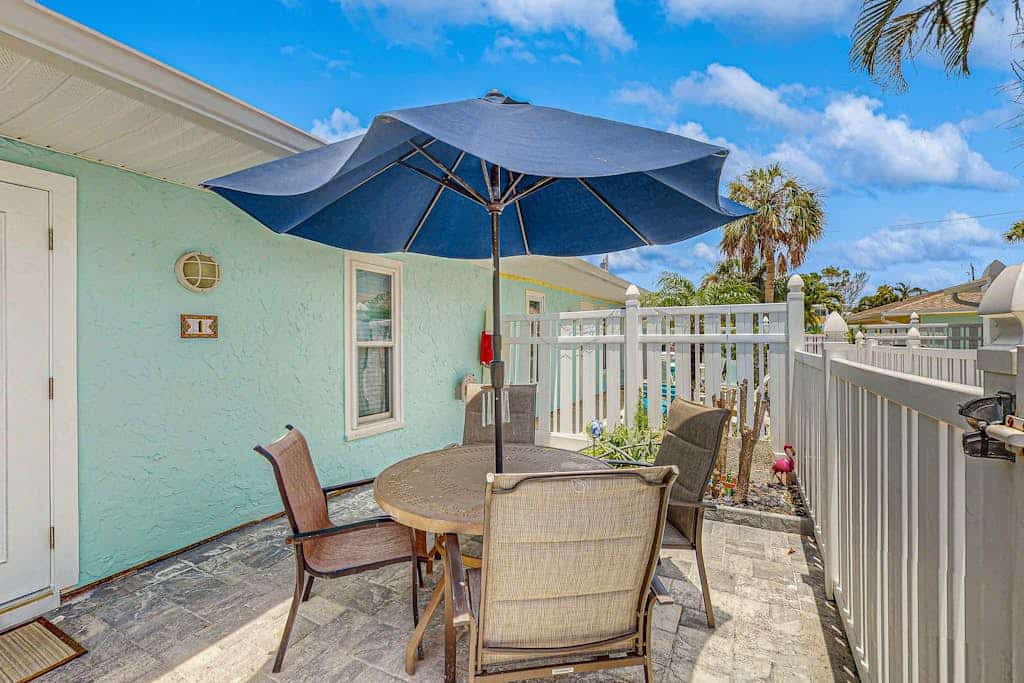 Anna Maria Island condo with heated pool, short walk from the beach