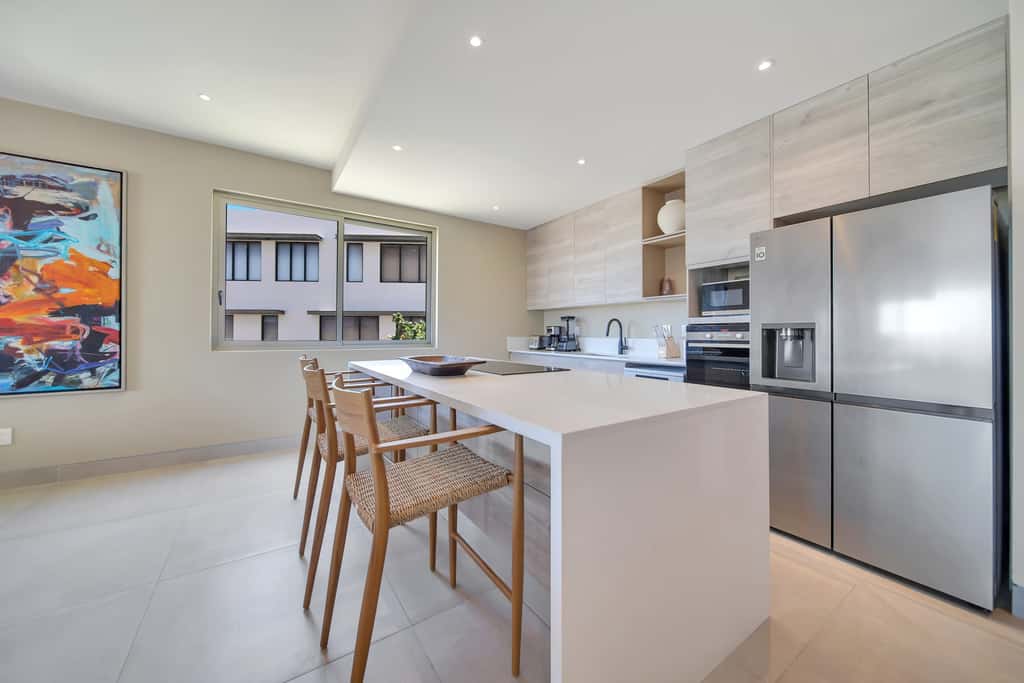 Stunning, brand new 3 Bdrm Condo in VistaVela Sunset