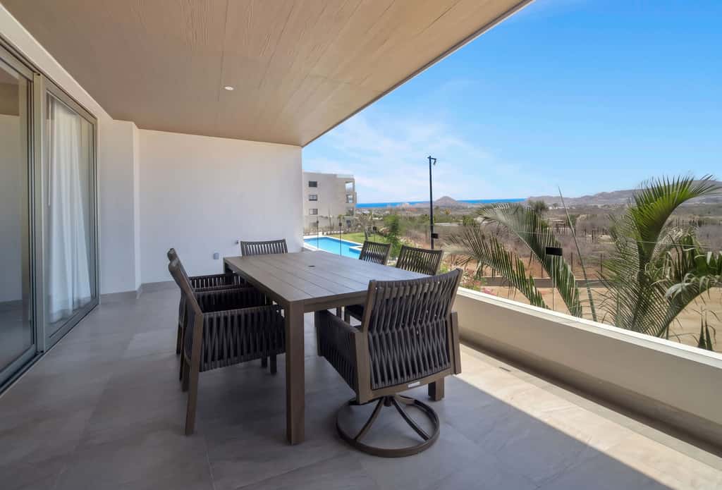 Stunning, brand new 3 Bdrm Condo in VistaVela Sunset