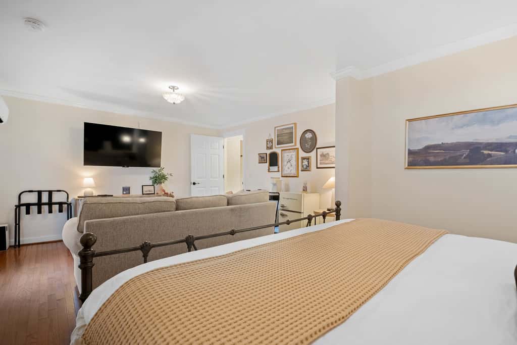 Historic Riverview Inn - Suite Nine