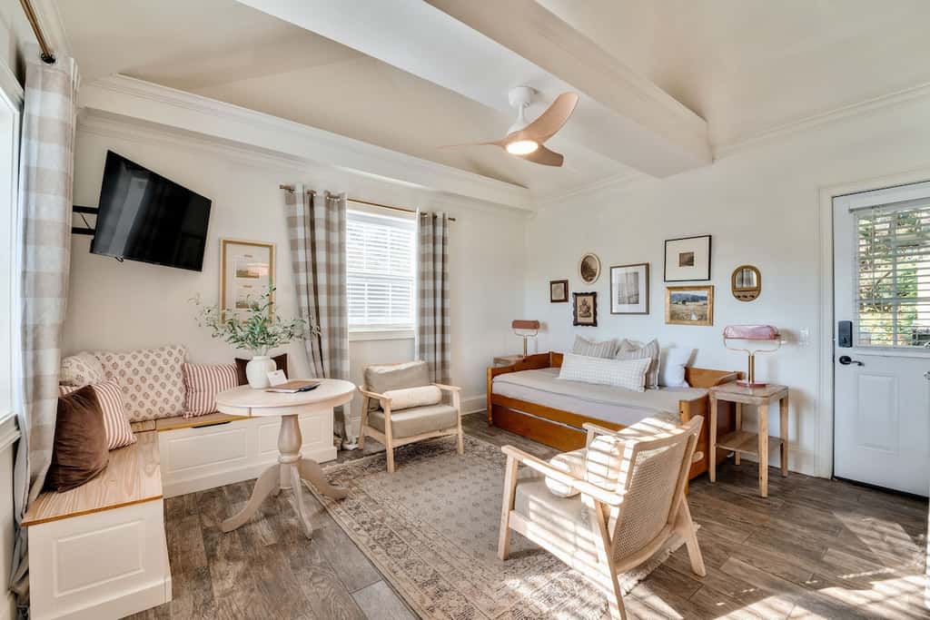 Lookout Mountain Cottage