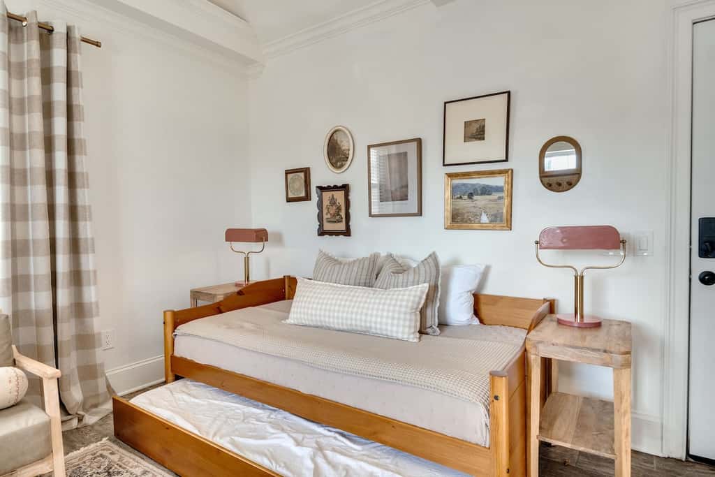 Lookout Mountain Cottage