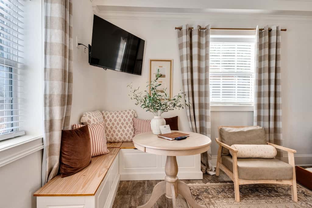 Lookout Mountain Cottage