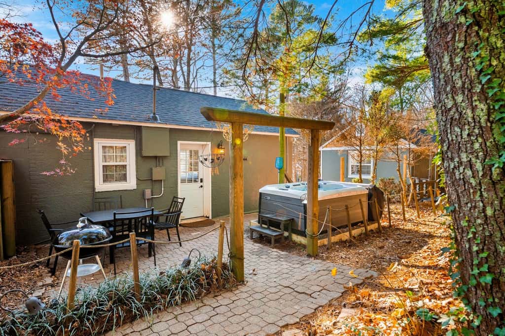 Lookout Mountain Cottage