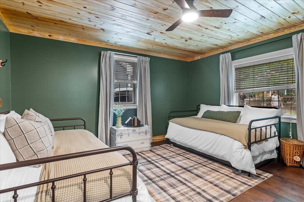 Moccasin Bend Cottage