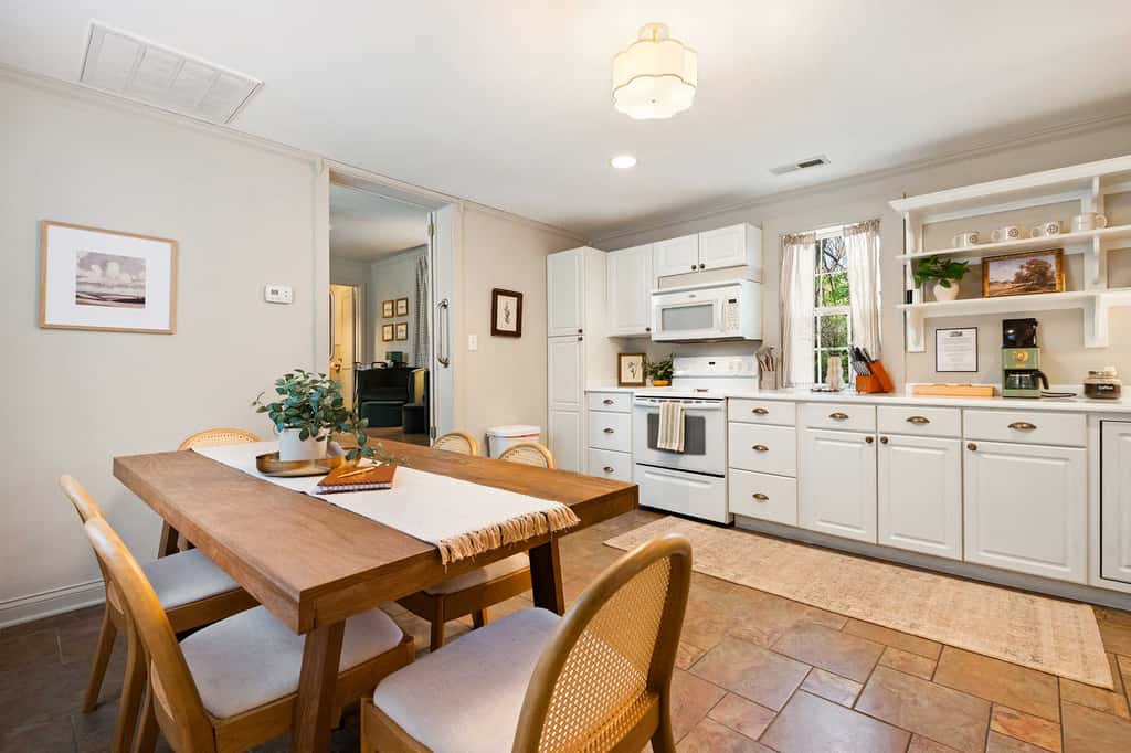 Amicalola Suite on Lookout Mountain